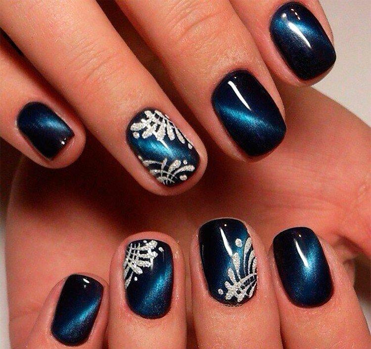 Manucure oeil de chat - photos et idées