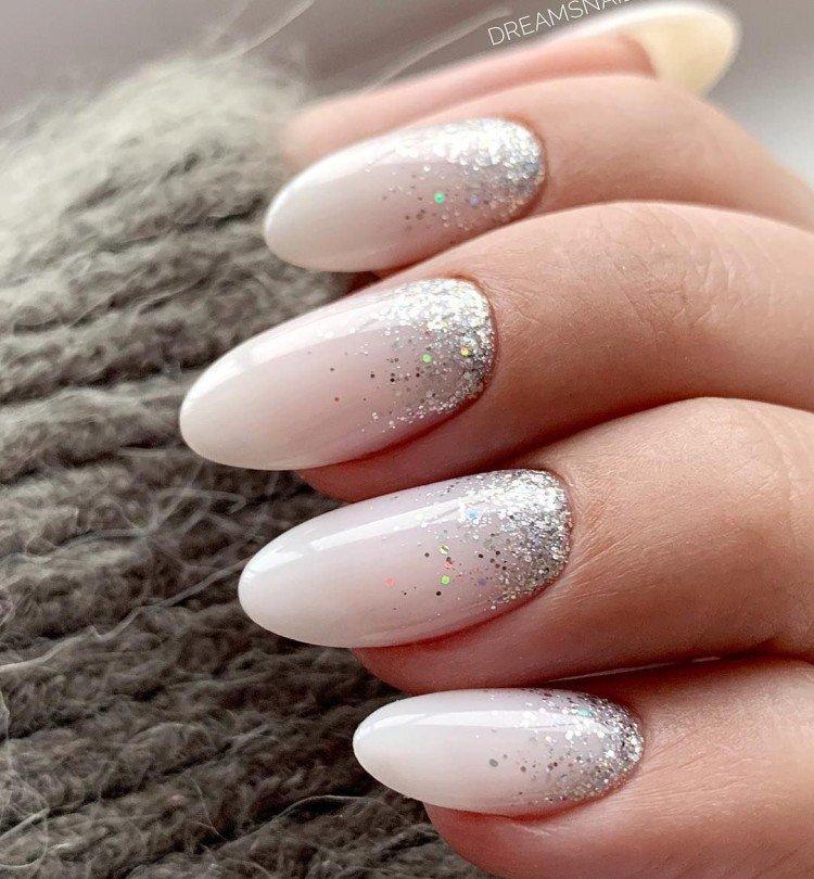 Manucure pailletée - photos et idées