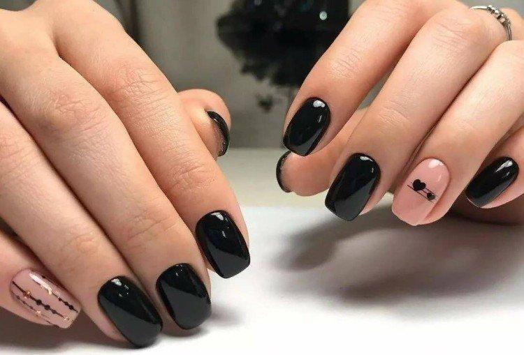 Manucure noire 2021