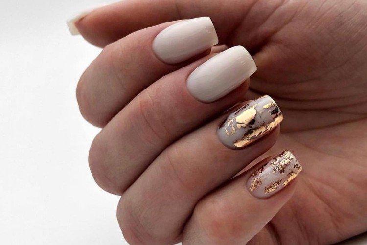 Manucure en feuille - photos et idées