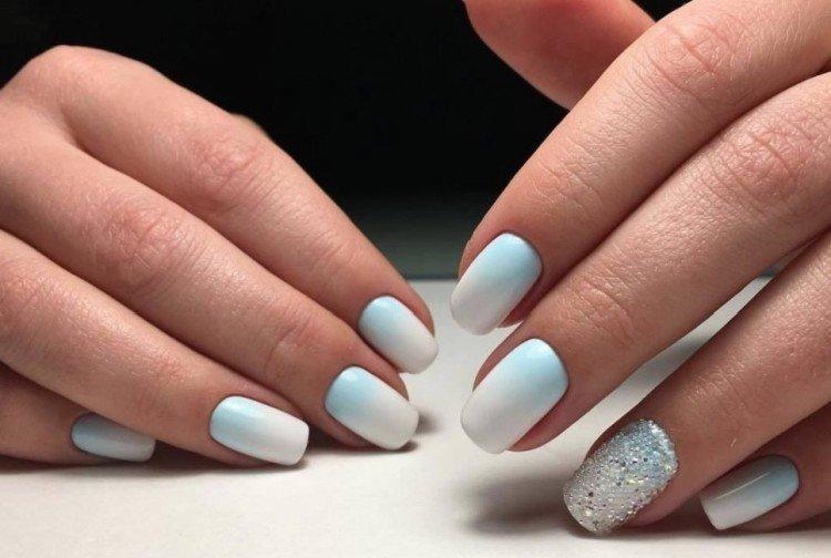 Manucure légère avec vernis gel