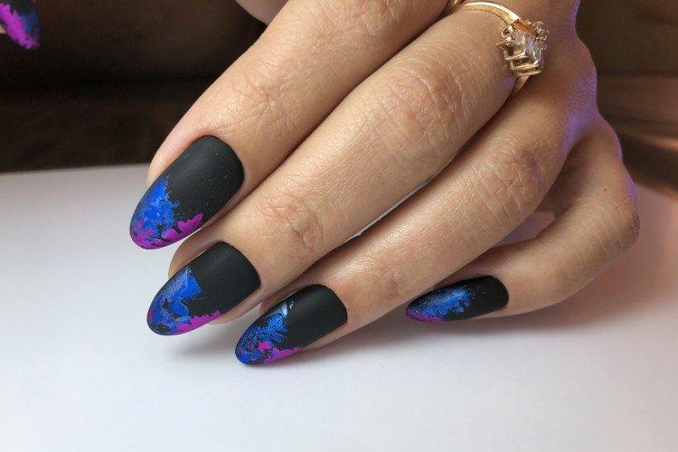 Manucure vernis gel contrasté