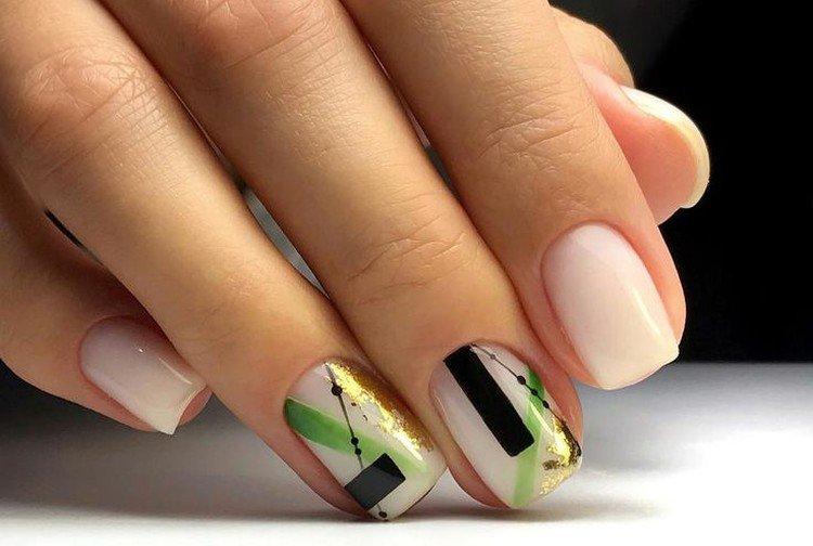 Nail art en feuille