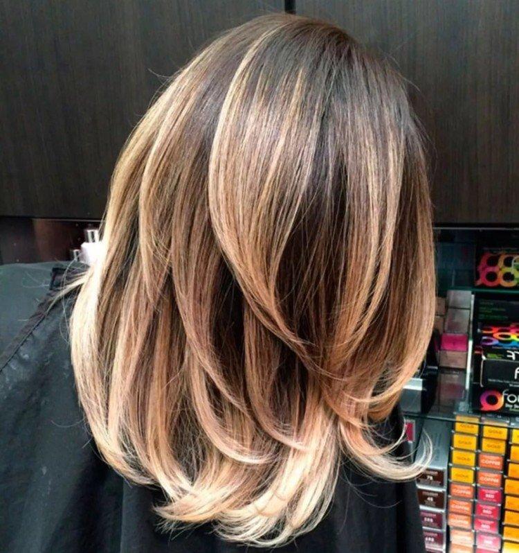 Balayage pour cheveux noirs - photos et idées