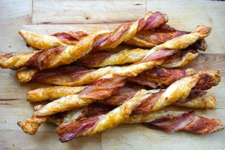 Spirales de bacon en pâte feuilletée