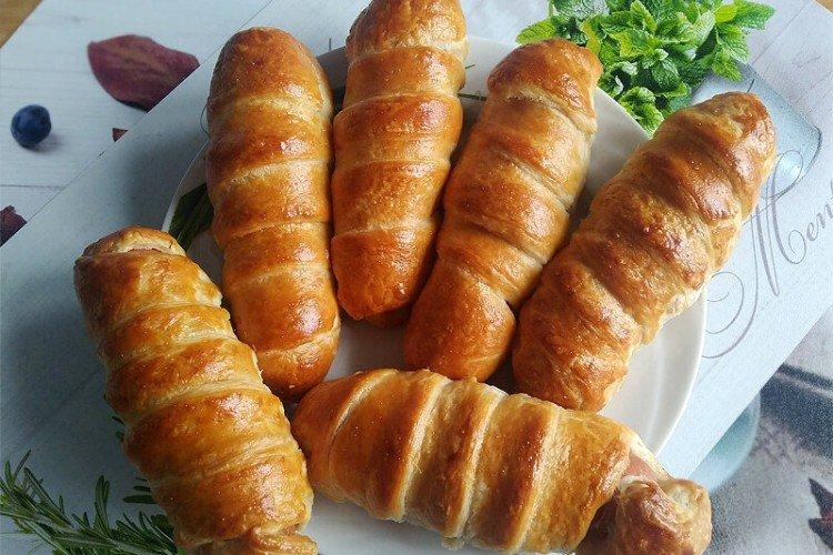 Saucisses aux légumes en pâte feuilletée