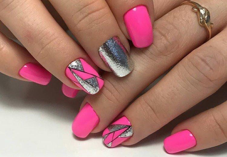 Manucure de printemps lumineuse