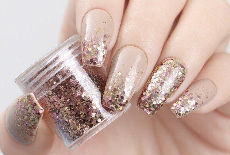 S'étirer avec des paillettes