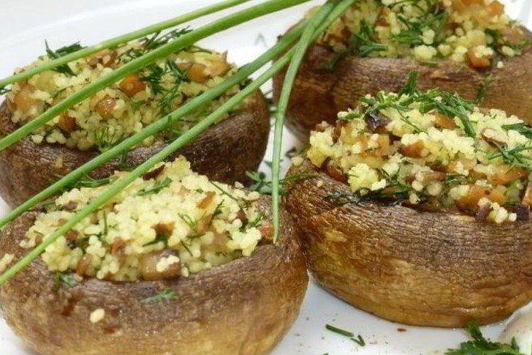 Champignons farcis au couscous