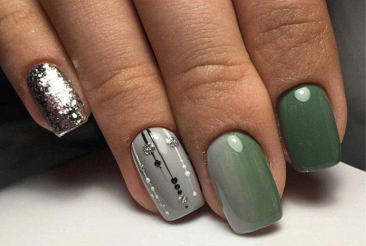 Manucure gris-vert
