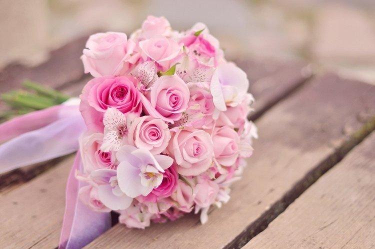 Bouquet de fleurs pour un mariage