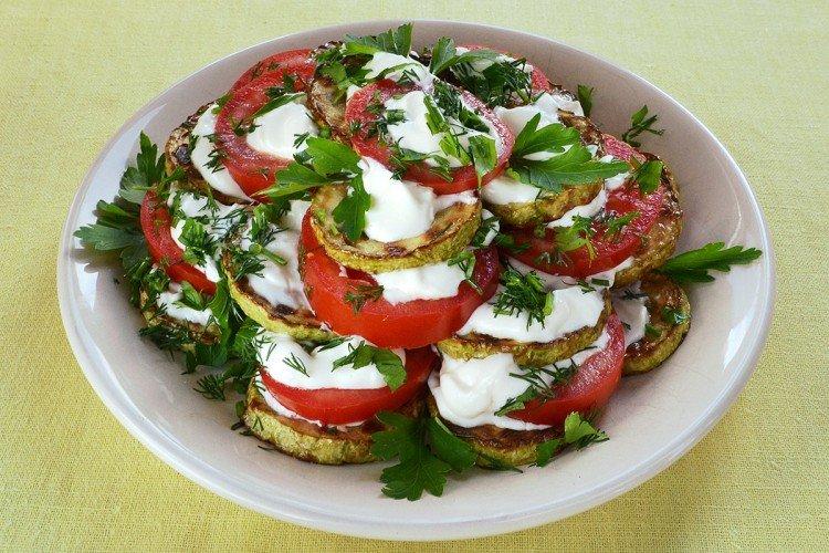 Apéritif de courgettes à la mozzarella