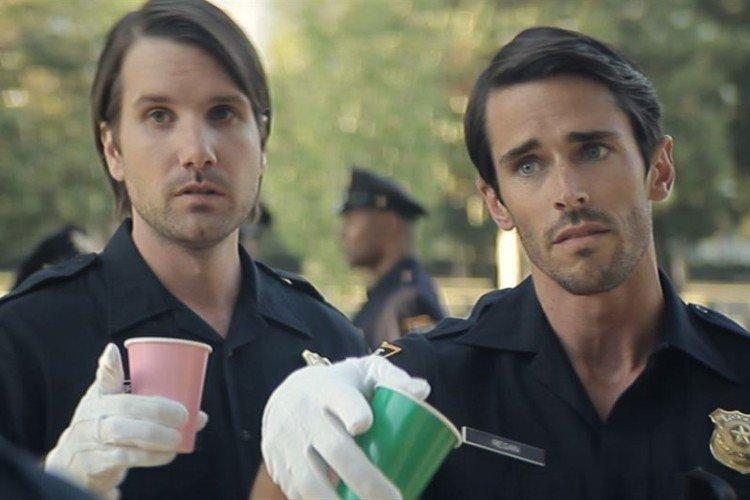 Les mauvais flics (2013)