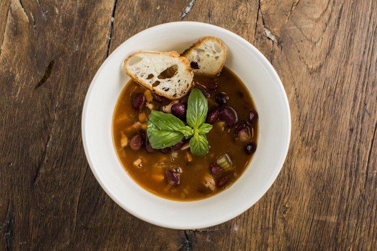 Soupe aux haricots rouges et au fromage