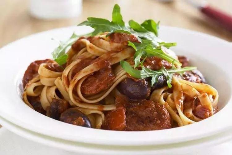 Fettuccine aux saucisses