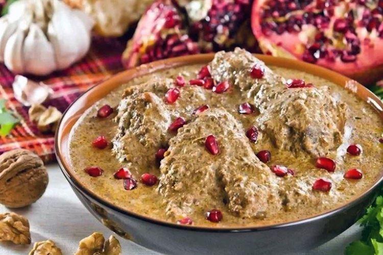 Satsivi de poulet aux champignons