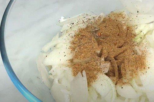 Brochettes de porc - une recette classique