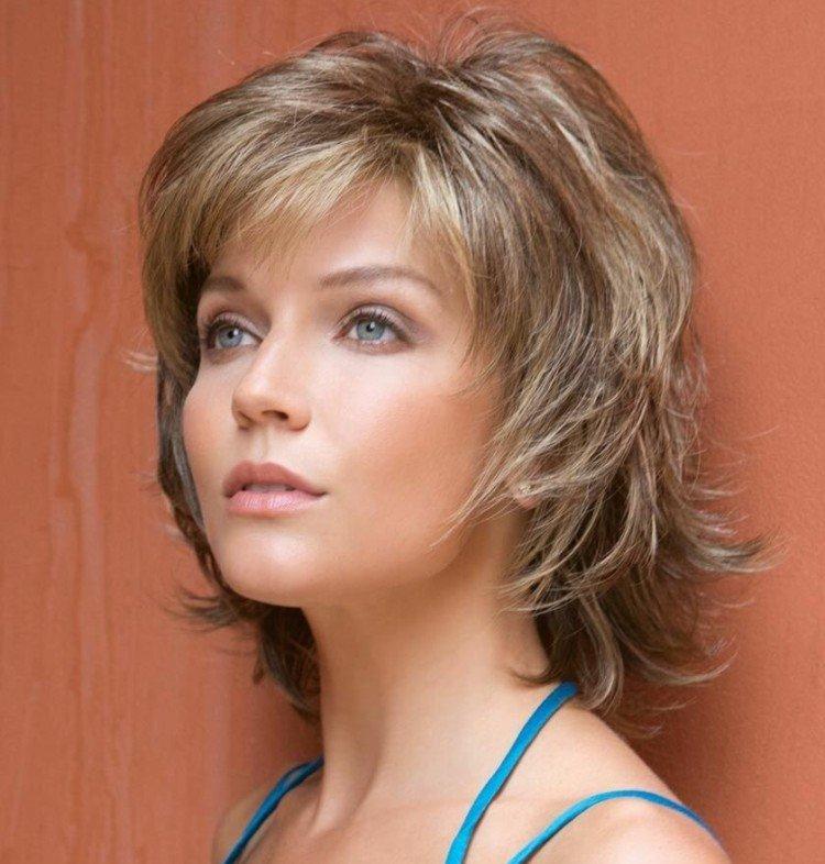 Début de la coupe de cheveux - photos et idées