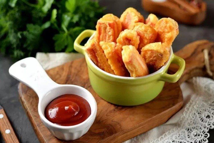 Bâtonnets de crabe avec riz en pâte