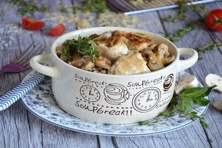 Poulet aux champignons et sauce crémeuse au four