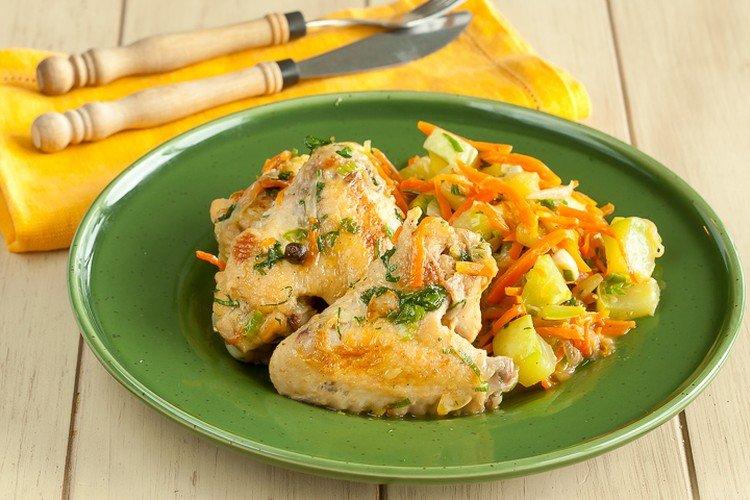 Ailes de poulet aux légumes