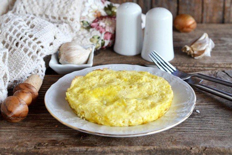 Omelette à la crème sure