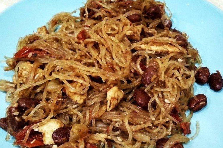 Salade de funchose et haricots