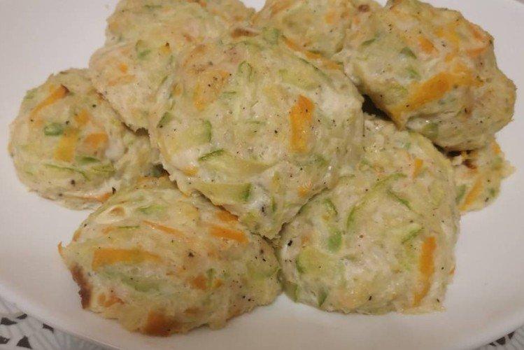 Escalopes de poulet aux courgettes vapeur
