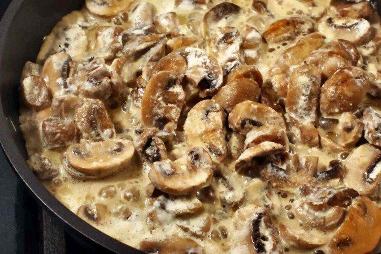 Champignons à la crème