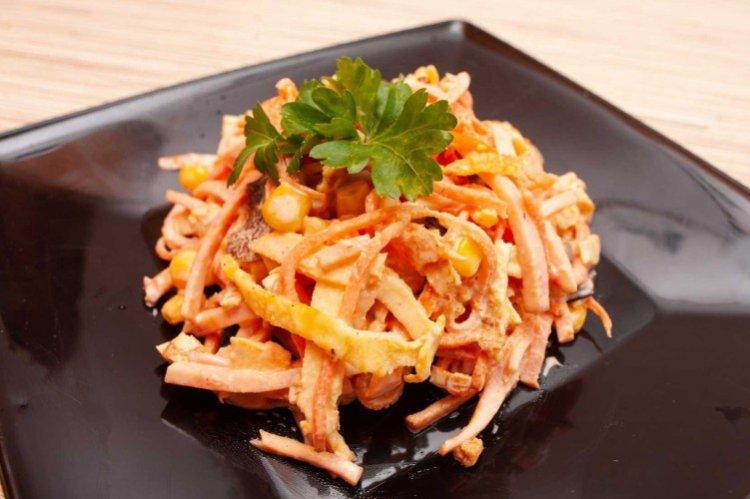 Salade coréenne de carottes et de jambon Salade coréenne de carottes et de jambon