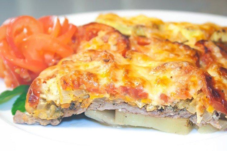 Thon avec pommes de terre et tomates