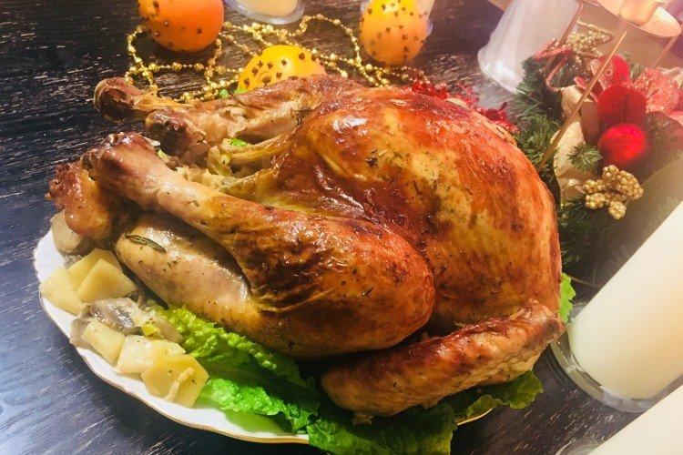 Dinde farcie aux pommes de terre et aux champignons