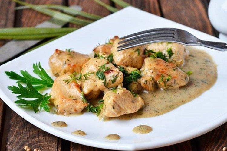 Dinde à la crème sure