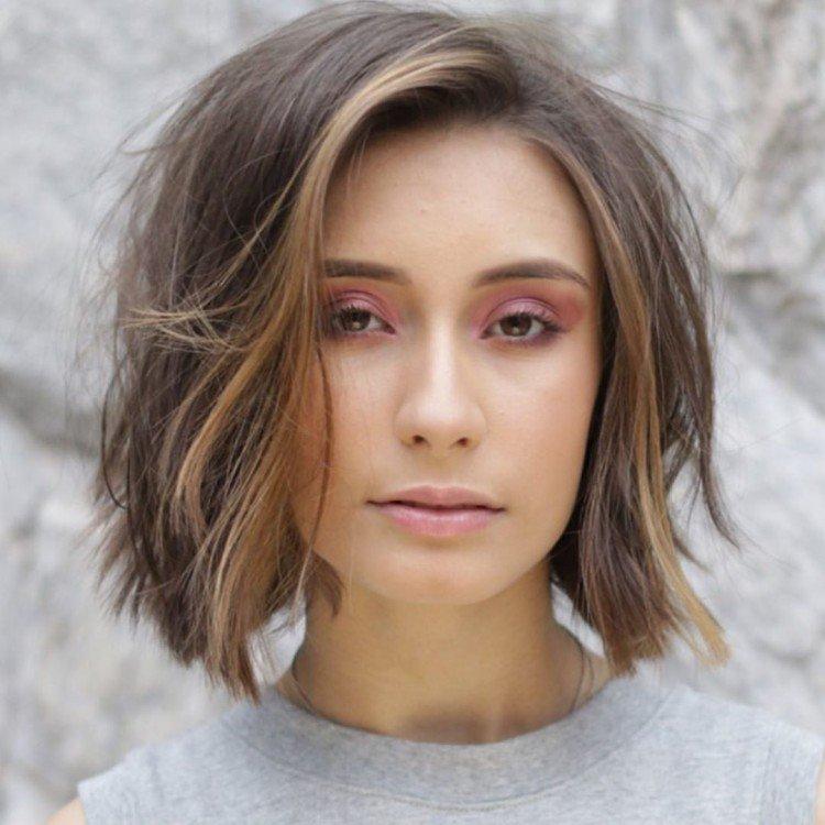 Coupes de cheveux pour femmes à la mode 2021 - photos et idées