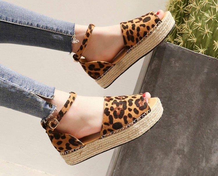 Mode Femme Printemps-Été 2021 - Photos & Idées