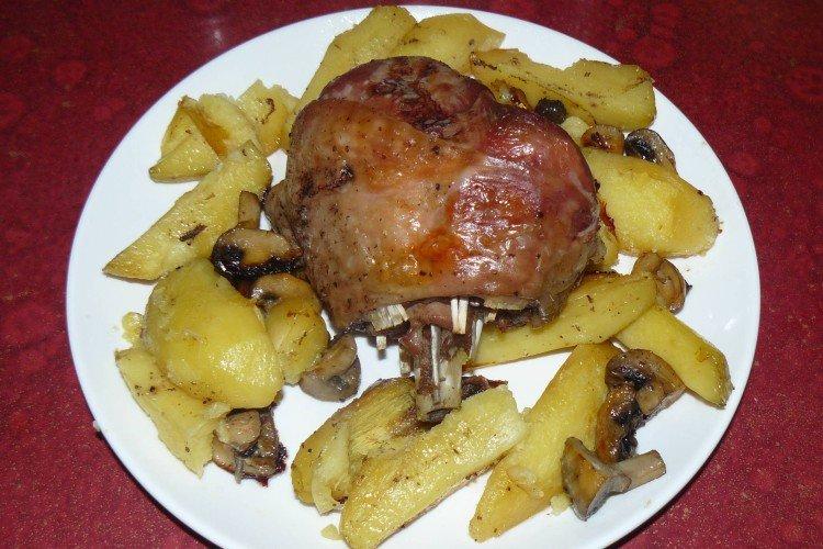 Dinde aux pommes de terre et champignons