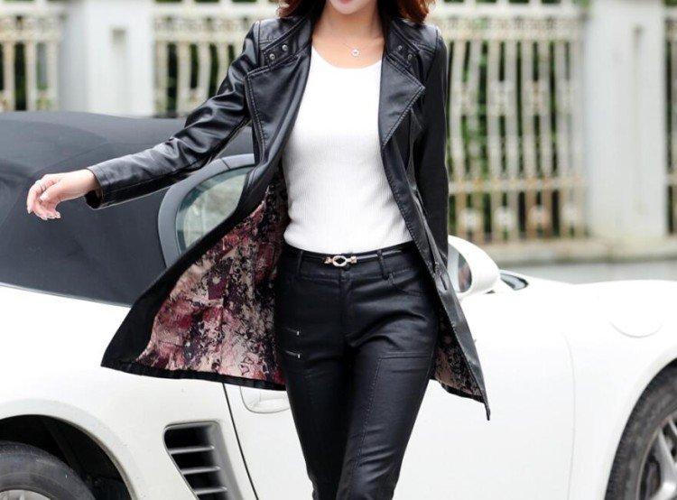 Pantalon en cuir avec du cuir