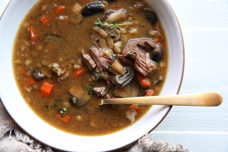 Soupe de boeuf aux champignons