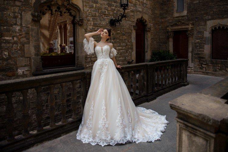 Robes de mariée à la mode 2021 - photos et idées