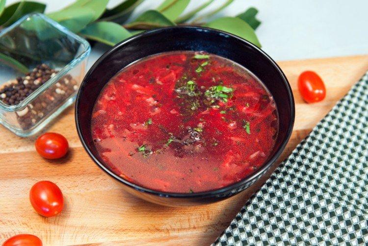 Soupe de betteraves à la dinde