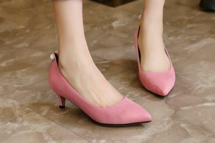 Chaussures pour femmes à la mode 2021 - photos et idées