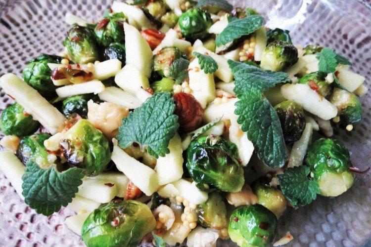 Salade tiède de choux de Bruxelles