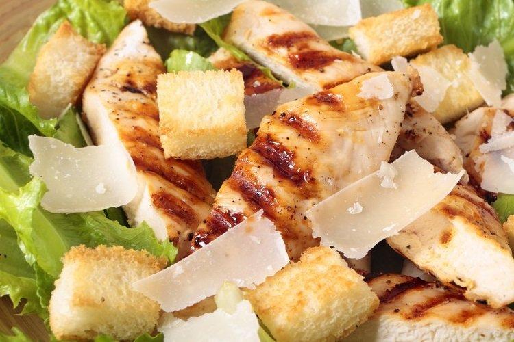 César au poulet et parmesan