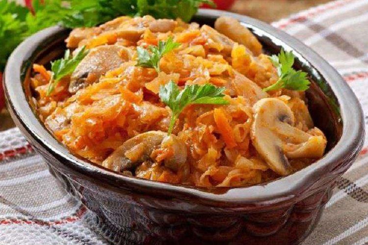 Chou mijoté aux champignons