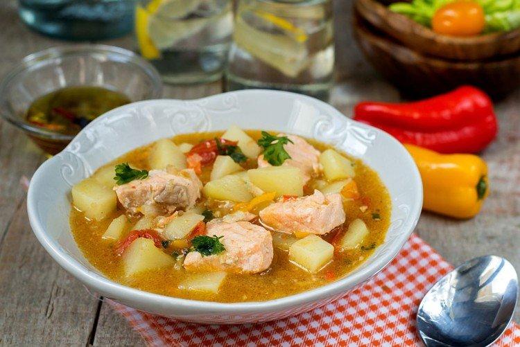 Soupe de pommes de terre au thon