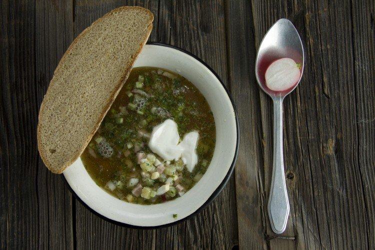 Okroshka au kvas et aux champignons