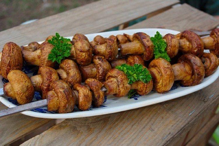 Champignons sur le gril