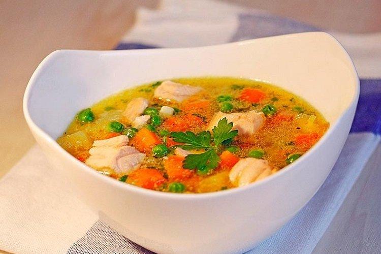 Soupe au porc et aux légumes