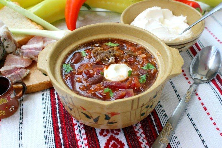 Bortsch aux haricots et au boeuf