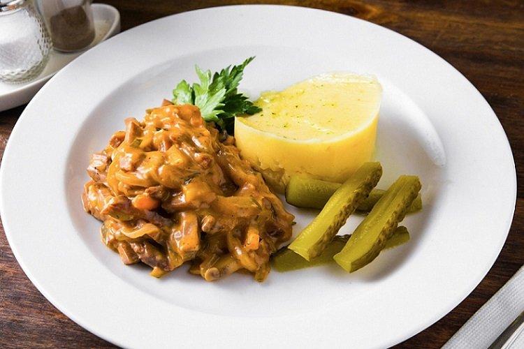 Boeuf stroganoff à la moutarde